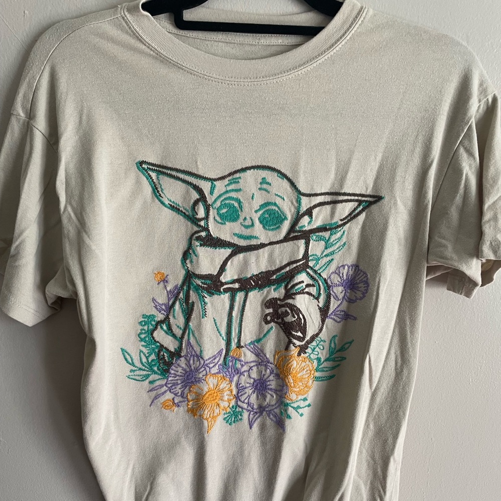Star Wars Cream Logo Tee Baby Yoda